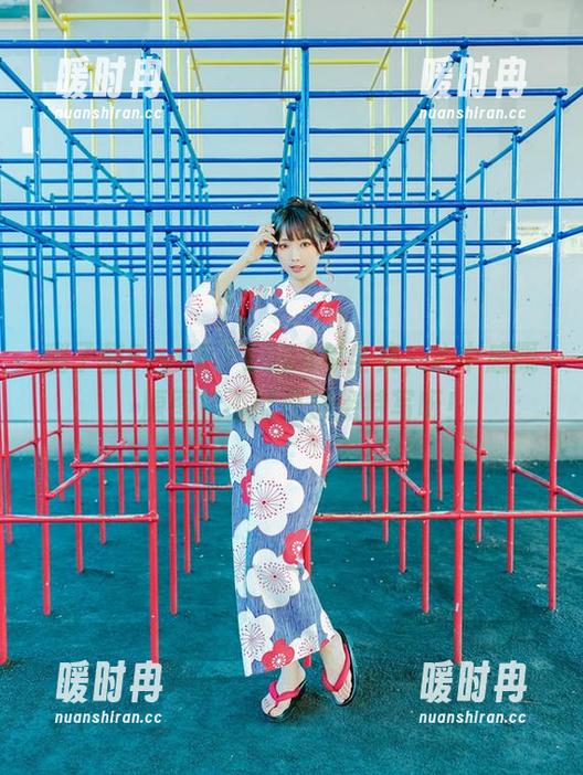 翻了翻ElyEE子2024年全集，心中感慨，原图能不能再放点特写呀！