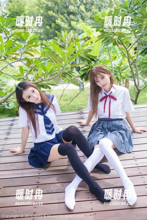 IMiss爱蜜社-李李七七喜喜 IMiss爱蜜社 - 李李七七喜喜再发圣诞图包,真想问问她的想法,要不要来点不那么“俗气”的东西?