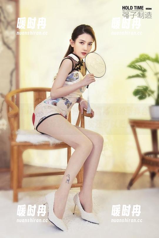 Ligui丽柜 - 厨娘特技：雷陈媛的写真合集，离不开锅的她其实还可以更撩！