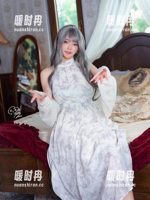 Machi马吉与芙莉莲菲伦的双人舞动，cos照片太魔幻了！
