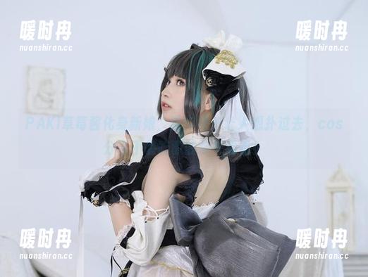 PAKI草莓酱 PAKI草莓酱化身新娘,镂空裙子让人想扑过去,cos分享不想吃醋的你来看看!