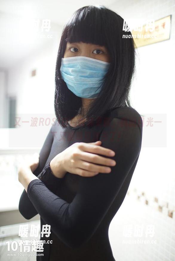 又一波ROSI白色丝袜更新，我的目光一下又被吸引过去了！