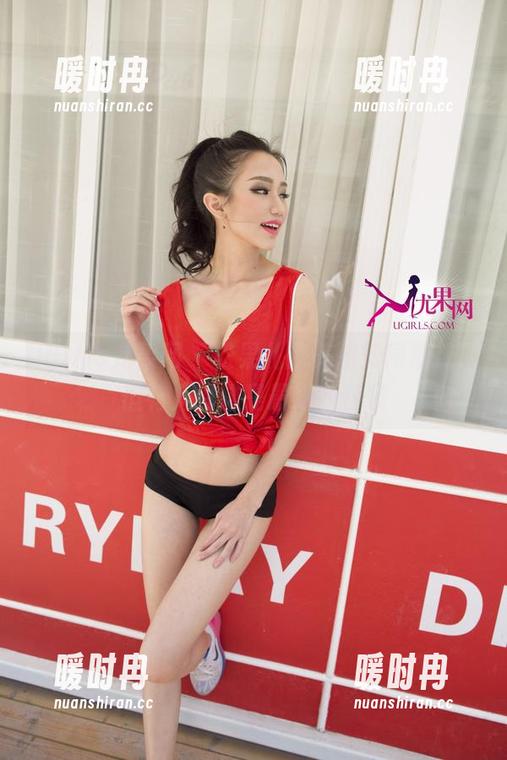 UGirls尤果网 - 松果儿的美图如同清纯，但有人说这是最绝的伪装