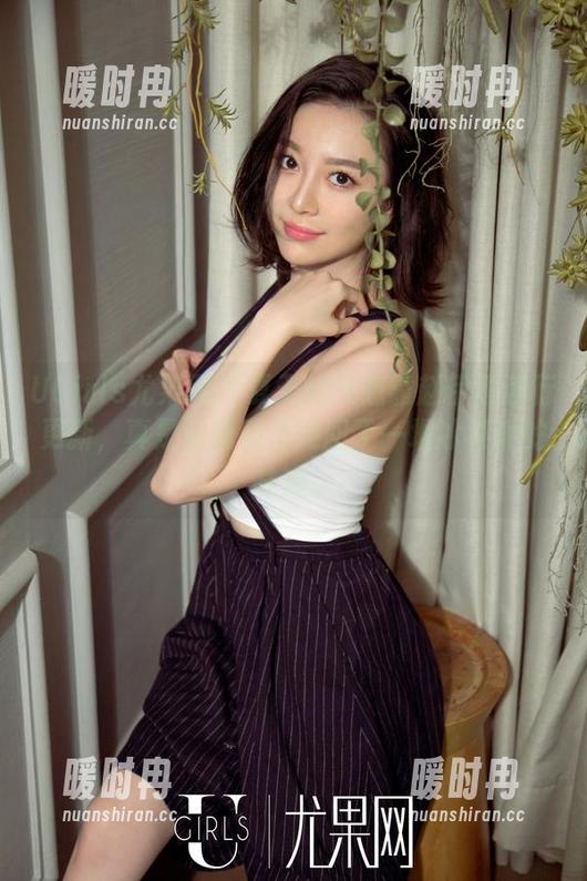 UGirls尤果网-赵伊彤 UGirls尤果网 - 夏天的气息靠赵伊彤强行更新,真是让我脑海闪回了一堆冰淇淋的味道。