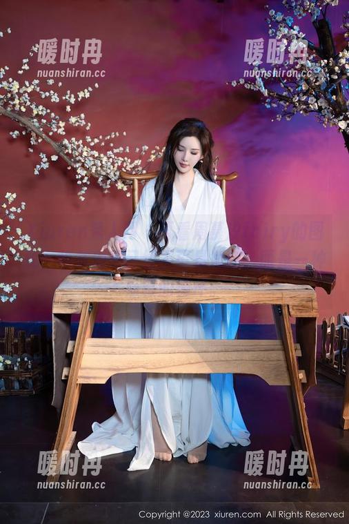 Xiuren秀人网 - 再看周慕汐fairy的图库，秘书似乎已经不再是角色，而是一种隐藏的情怀。