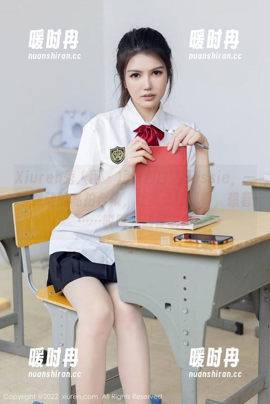 Xiuren秀人网-白洁Bessie Xiuren秀人网 - 短裤和白洁Bessie,一个灵动的私拍合集,让我思绪飘零,想着……哎呀,随便啦!