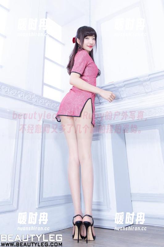 beautyleg - 噢，Ruby的户外写真，不经意间又多了几个新的摆拍姿势。