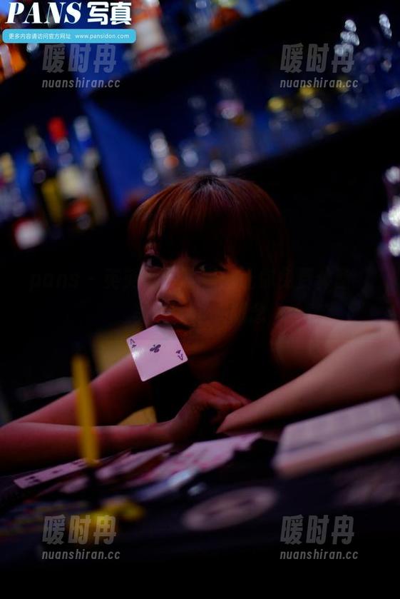 pans-英英 pans - 英英泳装写真:让你免费体验“美丽”这一概念