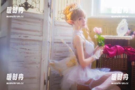 yui金鱼的幽灵姬写真，传递着一段难以捉摸的海洋迷蒙。