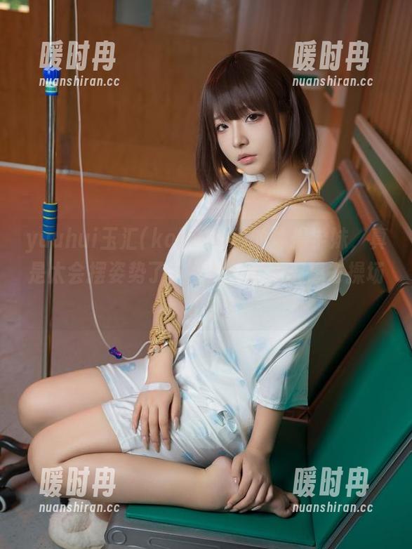 yuuhui玉汇(kokuhui)的体操学妹，真是太会摆姿势了，图片看得我都想去操场了！