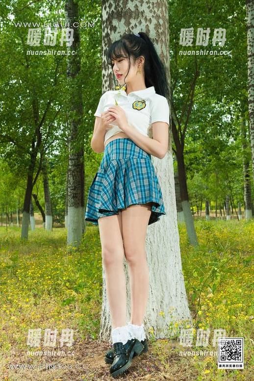 丽柜 - 汐汐的玉脂青甜，我觉得原图已经很好了，更新之后可能会抢我的眼球！