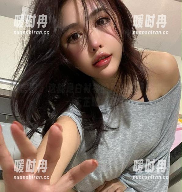 微密圈 - 这就是白衬衫的正确打开方式——于芷晴作品