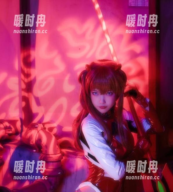 妖少you1 妖少you1在眼镜中,写真透露出什么?分享一些莫名其妙的联想。