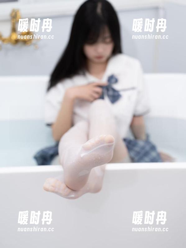 少女秩序 - 鹿可的睡衣美图，好像能听见她的‘想睡’呼唤！