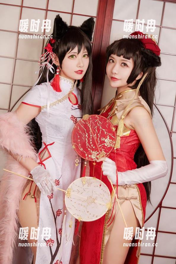 当犬獒遇上旗袍——最新作品，希希_啾玩出新花样。