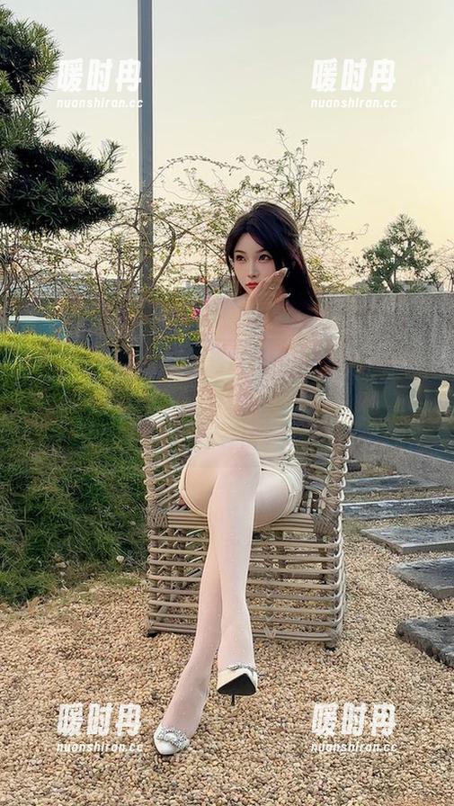 微密圈 - 说起来徐莉芝Booty的比基尼合集，美图的效果刚好让我对“比基尼”又有了新看法。