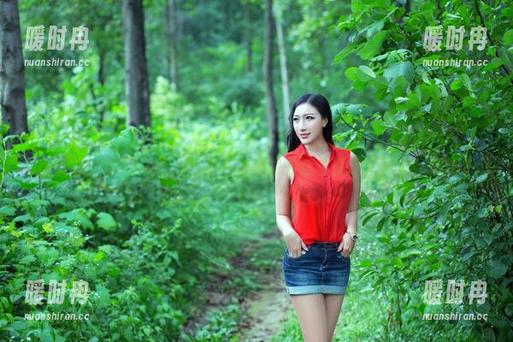 推女郎 - 学习体操，当然得有吻熙的这本精选写真集，对吧？