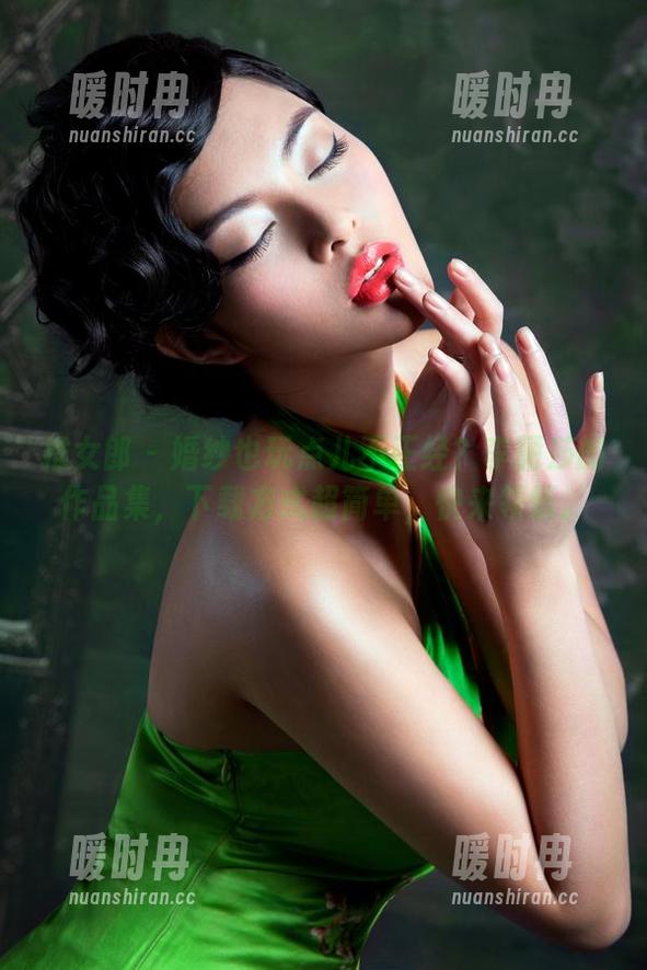 推女郎 - 婚纱也玩点儿不正经？李丽莎的作品集，下载方式超简单，快来领悟。
