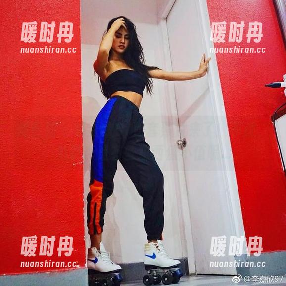 微密圈 - 李嘉欣97整套照片来了！不过，免费也是有些东西值不值呢...