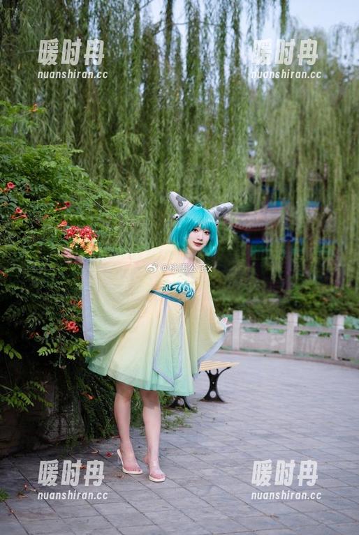 桃墨公子带来的御姐写真，里面的细节我还在回味。