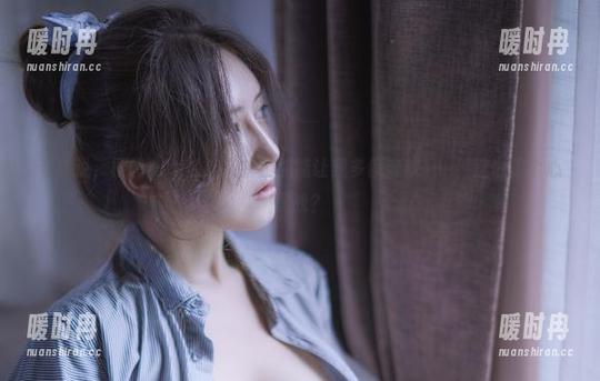 樱晚gigi 老实说,樱晚gigi的定制护士照能让我多停留秒……,这也是个心理战?