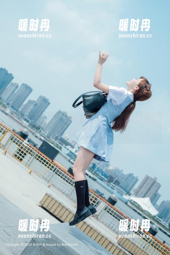 波萝社 - 原图里的夏美酱，温柔得让我怀疑人生。