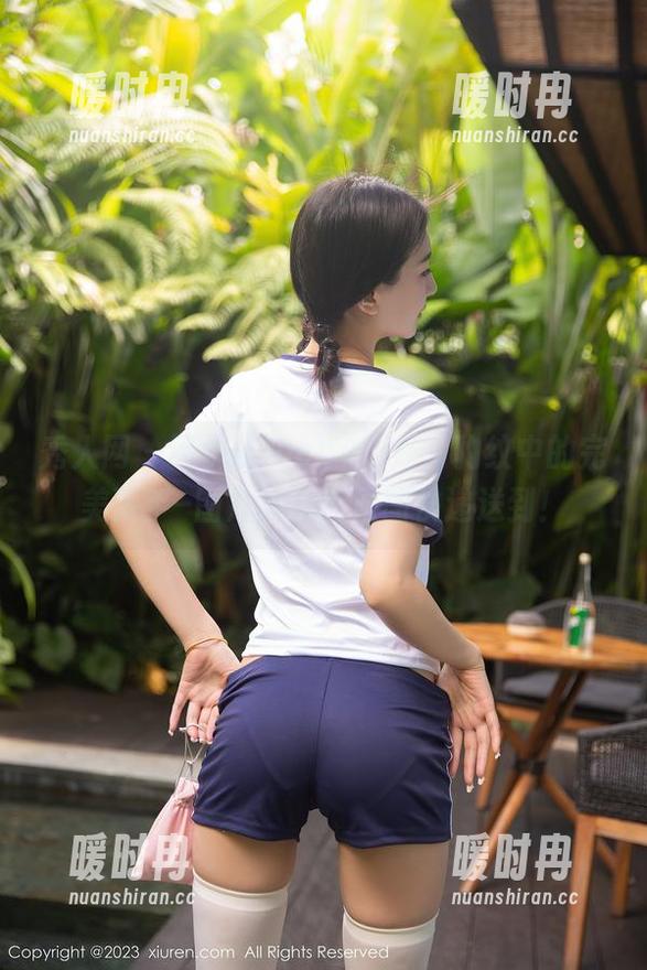 秀人网 - 不愧是lucky咏丹，豹纹中的完美猎手–图片分享，原图快递送到！