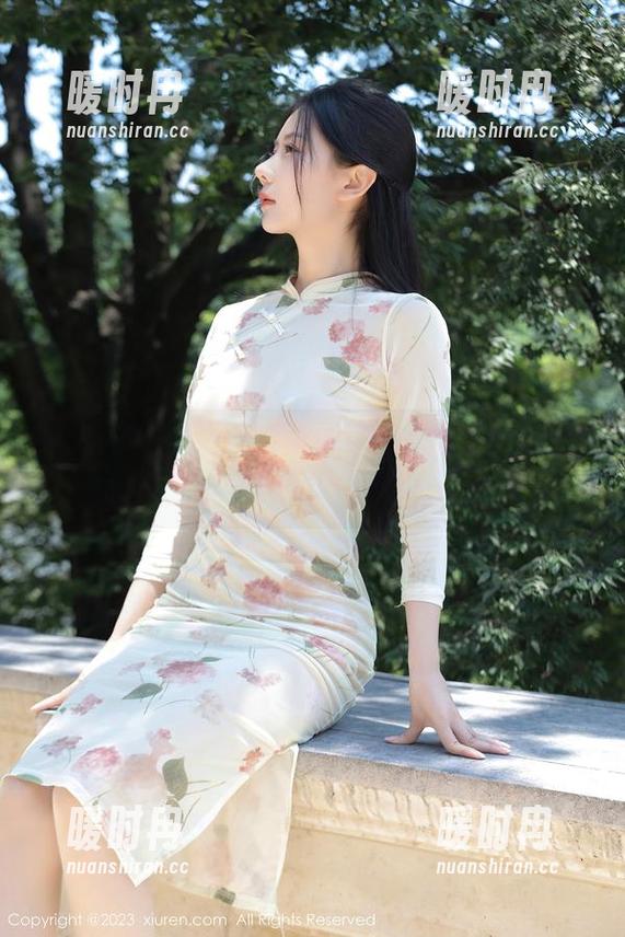 秀人网 - 在线探索鱼子酱fish的泳衣合集，每一套都超有趣的！