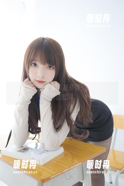 紧急企划 - 牛仔裤与林书辞：一场随性写真的炫斗