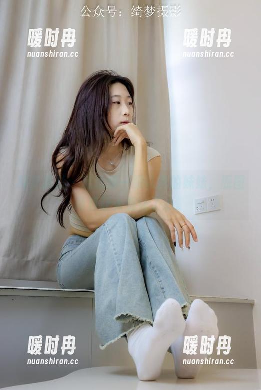 绮梦摄影 - 随意瞄一眼以凡的妹妹，原图简直让人捉住了心。