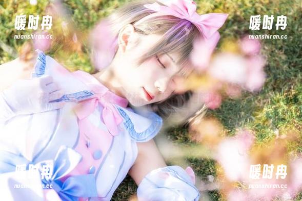 花柒Hana 花柒Hana写真集:丝袜,这组图要是能吃饭就好了!