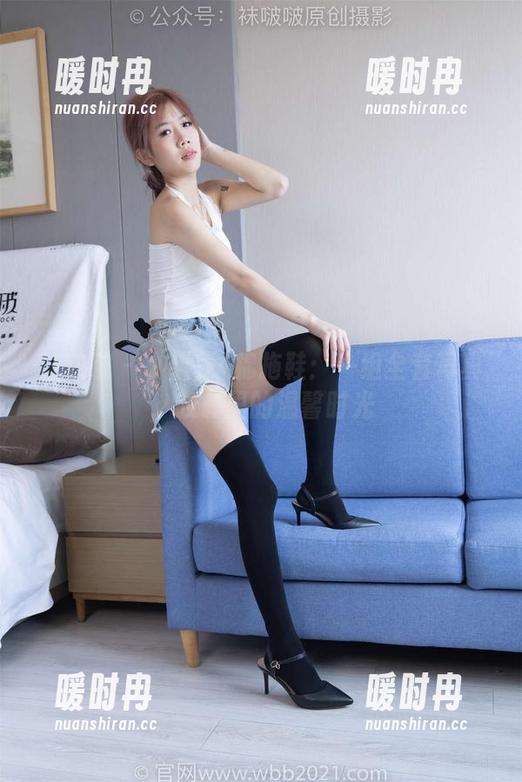 袜啵啵 - 小甜豆+棉拖鞋：一组全套写真，胶囊里的温馨时光