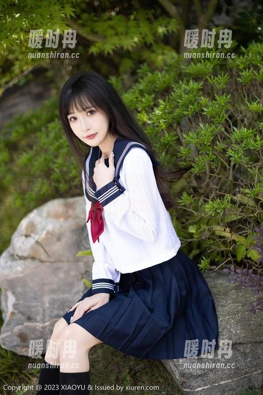 语画界 - 双马尾回归？李丽莎分享中不乏现代感的审美