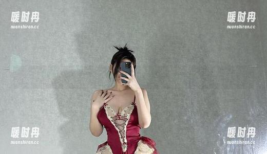 微密圈 - 让人欲罢不能的高清礼服写真集，醇子小姨又调皮了