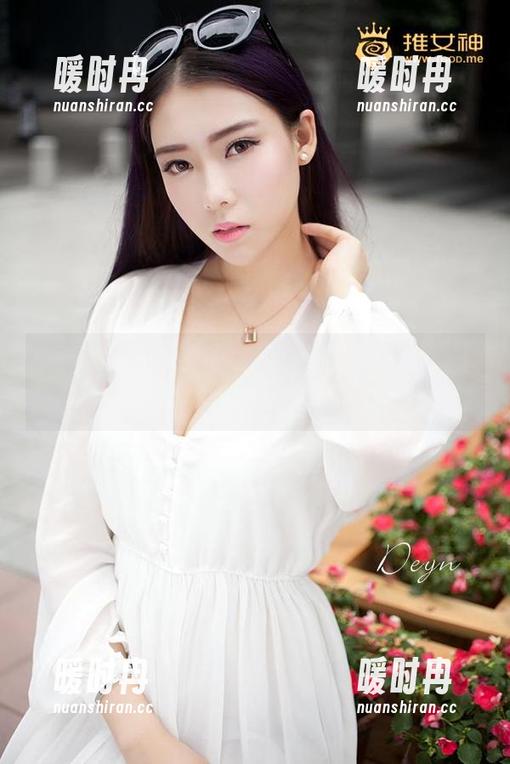 青豆客 - 三分钟烟休的雨婷goddess，秘书写真让你小心脏怦怦跳