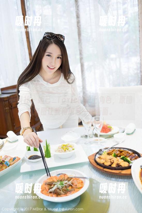 魅妍社 - 妲己_Toxic的护士角色，原图和套图让我构想起一些画面。