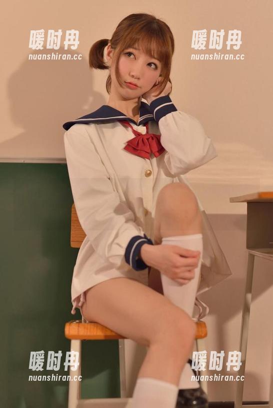 魔物喵nigisa 物置里那个大学生,魔物喵nigisa的写真集你敢信?